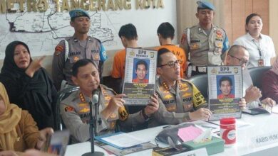 Polisi saat menangkap pelaku pelecehan, Sumber foto: Istimewa