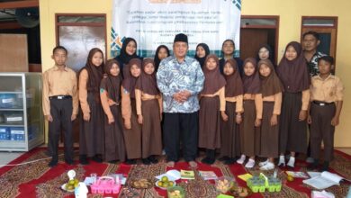 Kelompok Mahasiswa Kuliah Kerja Nyata Tematik. Sumber Foto: Istimewa