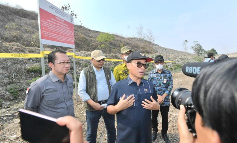 Menteri Kabinet Merah Putih Monitoring Pencemaran Sungai Ciujung di Banten