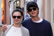 Katy Louise Saunders dan Song Joong Ki Sumber Foto: Getty Images