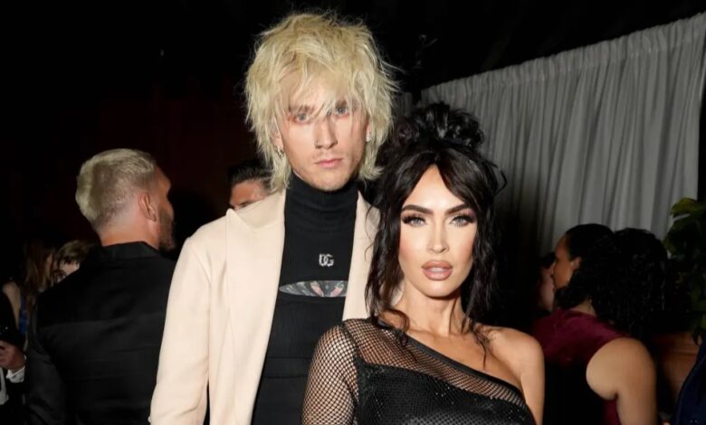 Megan Fox dan Machine Gun Kelly Sumber Foto: Getty Images