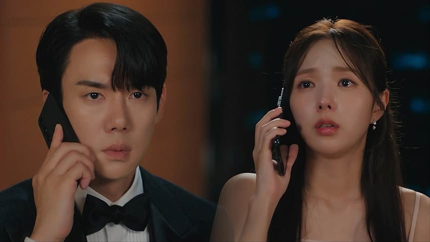 Yoo Yeon Seok (kiri) dan Chae Soo Bin (kanan) dalam drama 'When the Phone Rings' Sumber Foto: MBC