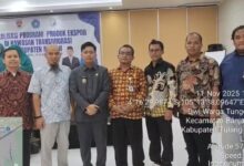 Tim Kementerian Transmigrasi, Wakil Bupati dan Dinas Nakertrans Mesuji, paska pembukaan kegiatan Ekspor, Sumber Foto: Istimewa