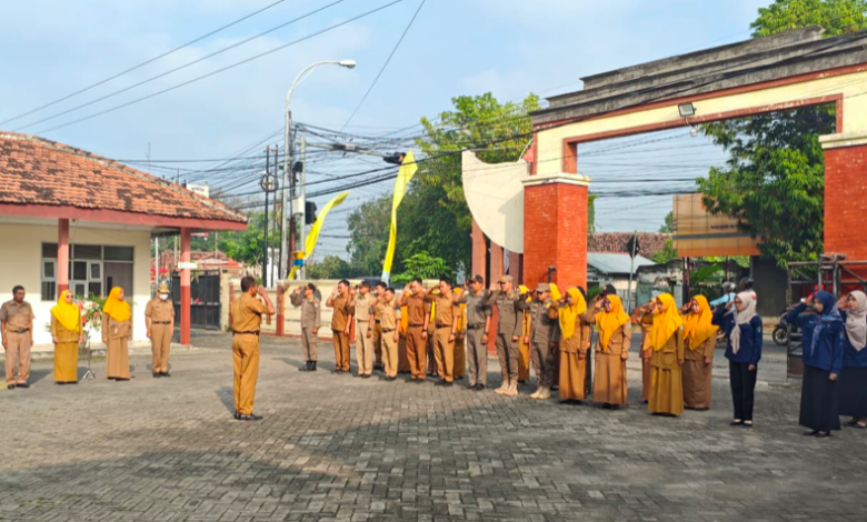 Kecamatan Tikung Hadirkan PETRUK BAIK, Layanan Administrasi Kependudukan Jemput Bola Hingga Dusun