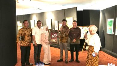 Pameran “Merdeka & Elok” Hadirkan 106 Karya Anak, Dua Siswa Bangkalan Turut Ambil Bagian Pameran “Merdeka & Elok” Hadirkan 106 Karya Anak, Dua Siswa Bangkalan Turut Ambil Bagian
