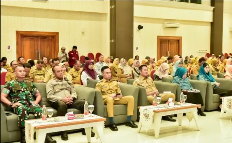 SI RISDA CANTIK Perkuat Ekosistem Riset dan Inovasi, Dorong Kebijakan Berbasis Data di Lamongan SI RISDA CANTIK Perkuat Ekosistem Riset dan Inovasi, Dorong Kebijakan Berbasis Data di Lamongan