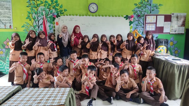 Dari Gambar ke Animasi, SDN 4 Made Lamongan Kenalkan Seni Digital Lewat BARBEL SI META CERDIG